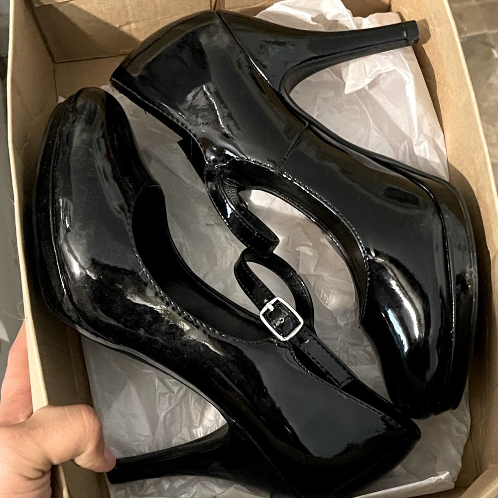 Cityclassified Black Torrie Heels